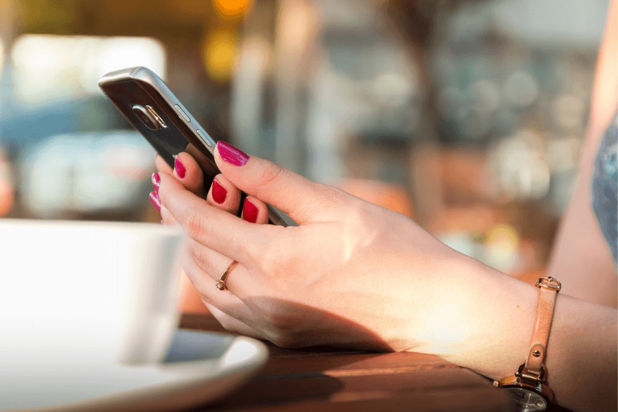 É Possível Fazer Sessões de Terapia Online Pelo Celular?